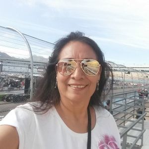 Meet your Posher, Linda